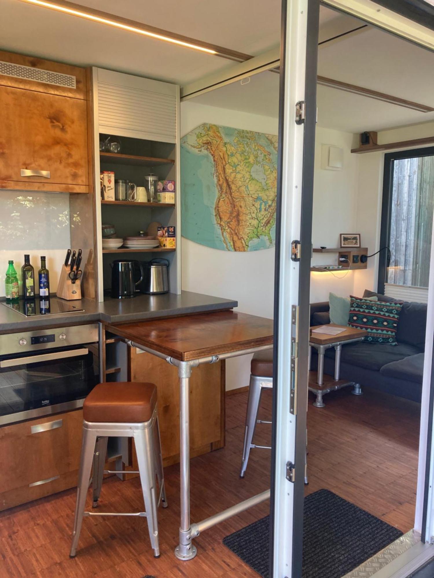 Tiny House Im Seecontainer Mit Parkplatz, Glasfaser, Netflix, Veranda Und Gehobener Ausstattung Coburg Esterno foto