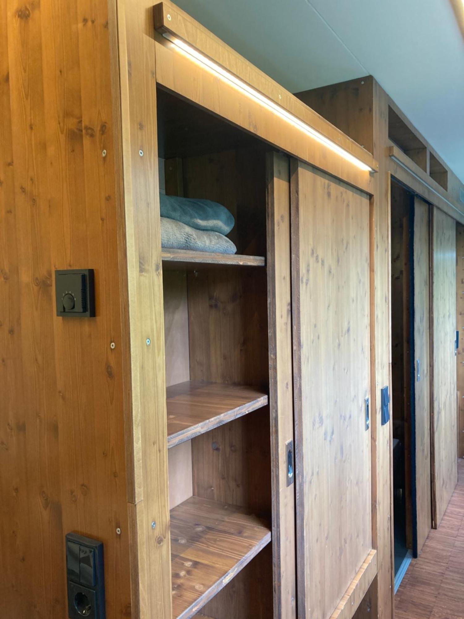 Tiny House Im Seecontainer Mit Parkplatz, Glasfaser, Netflix, Veranda Und Gehobener Ausstattung Coburg Esterno foto